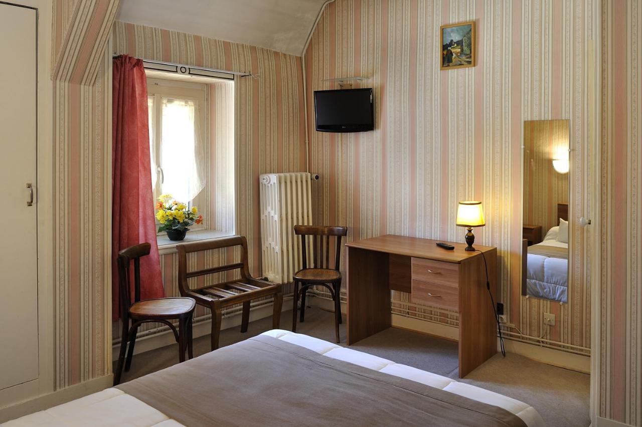 Logis Hostellerie Du Cheval Blanc Sainte-Maure-de-Touraine Exteriér fotografie