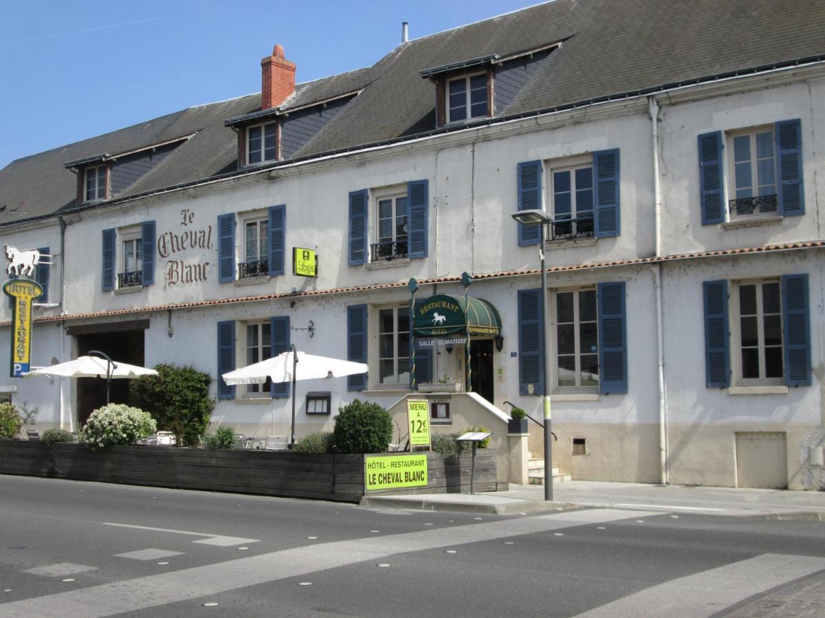 Logis Hostellerie Du Cheval Blanc Sainte-Maure-de-Touraine Exteriér fotografie