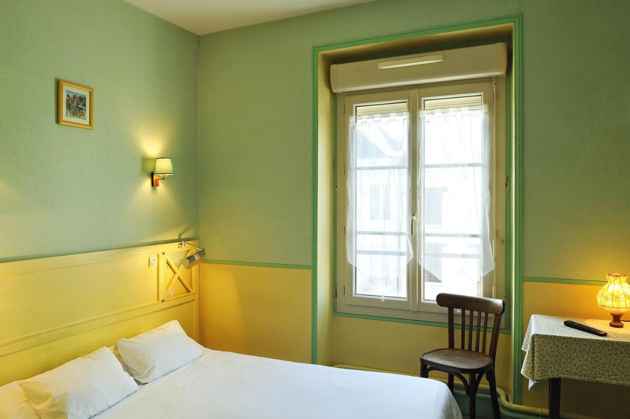 Logis Hostellerie Du Cheval Blanc Sainte-Maure-de-Touraine Exteriér fotografie