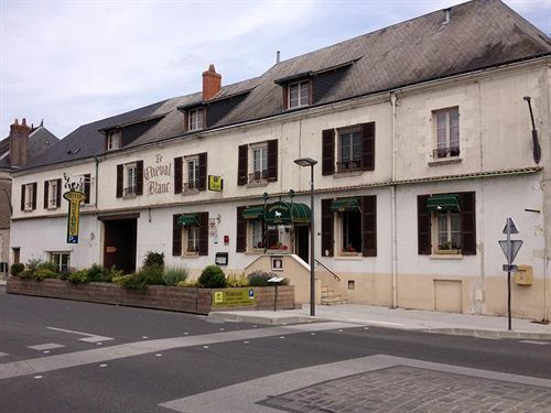 Logis Hostellerie Du Cheval Blanc Sainte-Maure-de-Touraine Exteriér fotografie