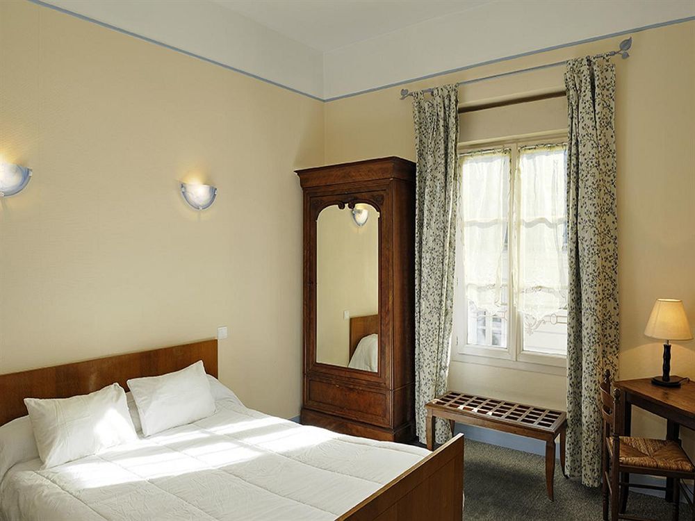 Logis Hostellerie Du Cheval Blanc Sainte-Maure-de-Touraine Exteriér fotografie