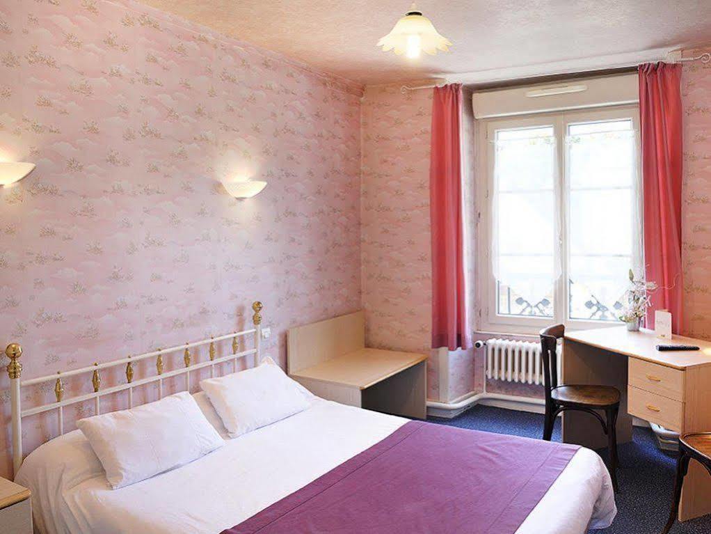 Logis Hostellerie Du Cheval Blanc Sainte-Maure-de-Touraine Exteriér fotografie