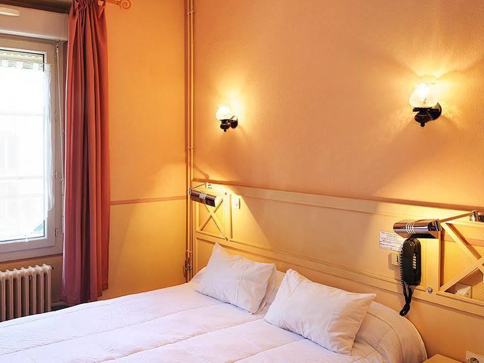 Logis Hostellerie Du Cheval Blanc Sainte-Maure-de-Touraine Exteriér fotografie